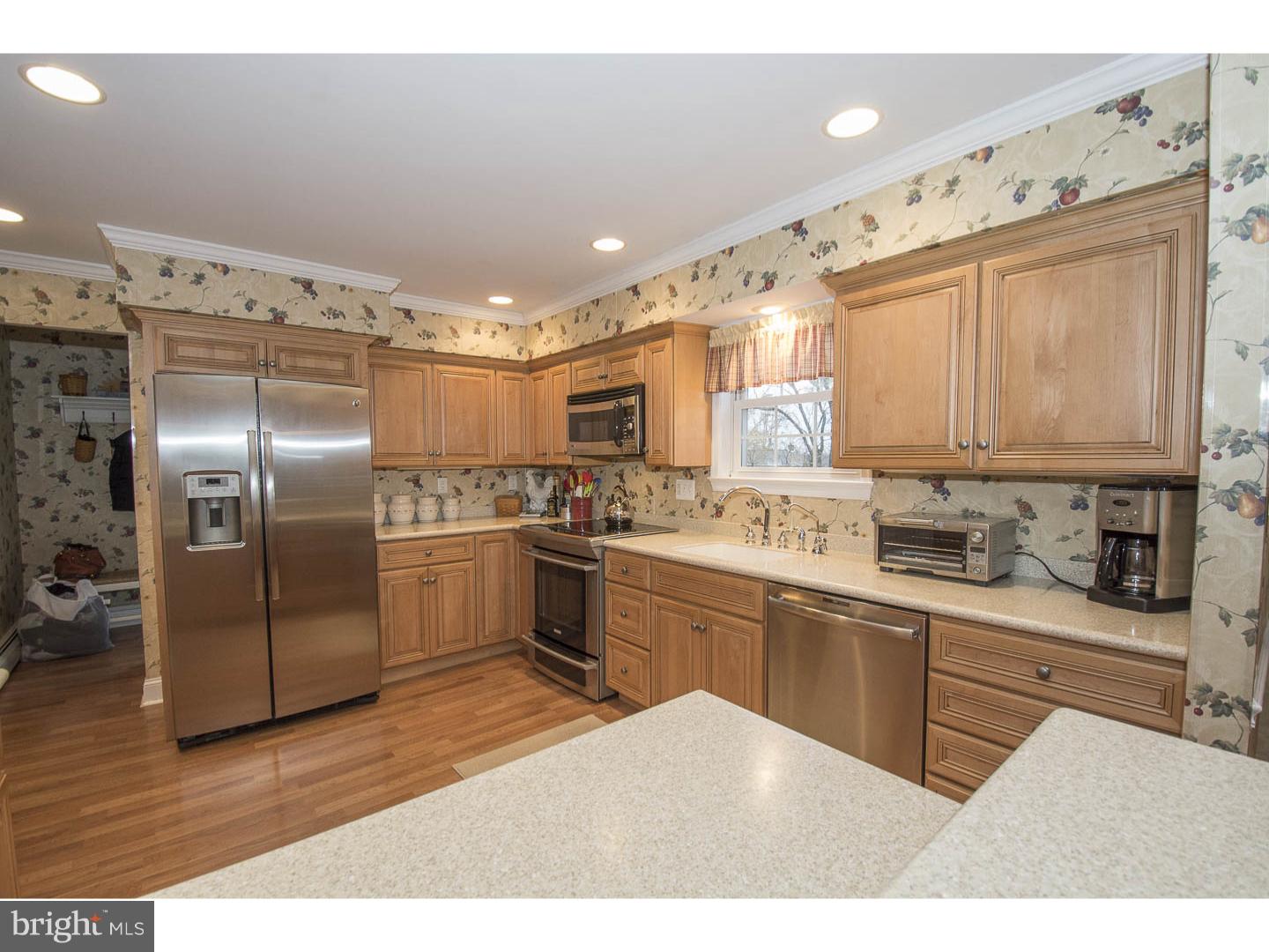 CRESTWYCK - Residential