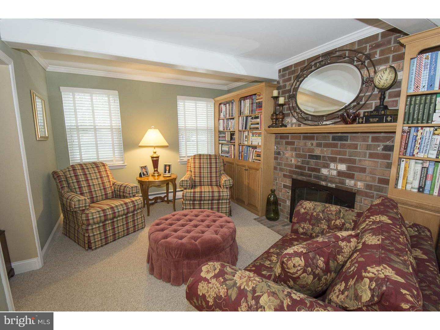 CRESTWYCK - Residential