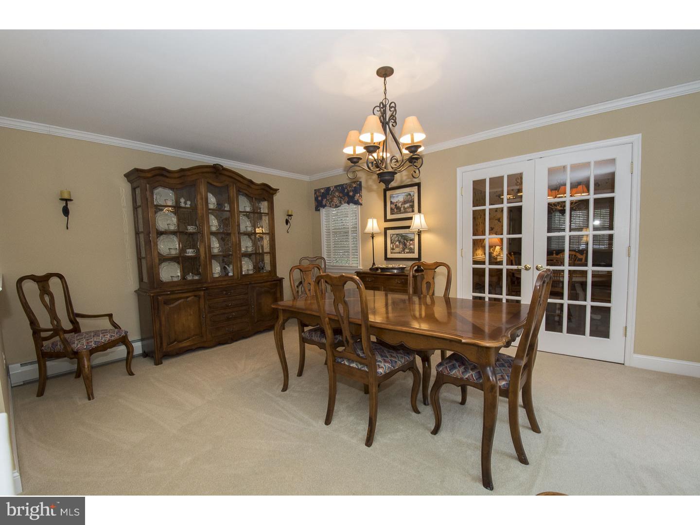 CRESTWYCK - Residential