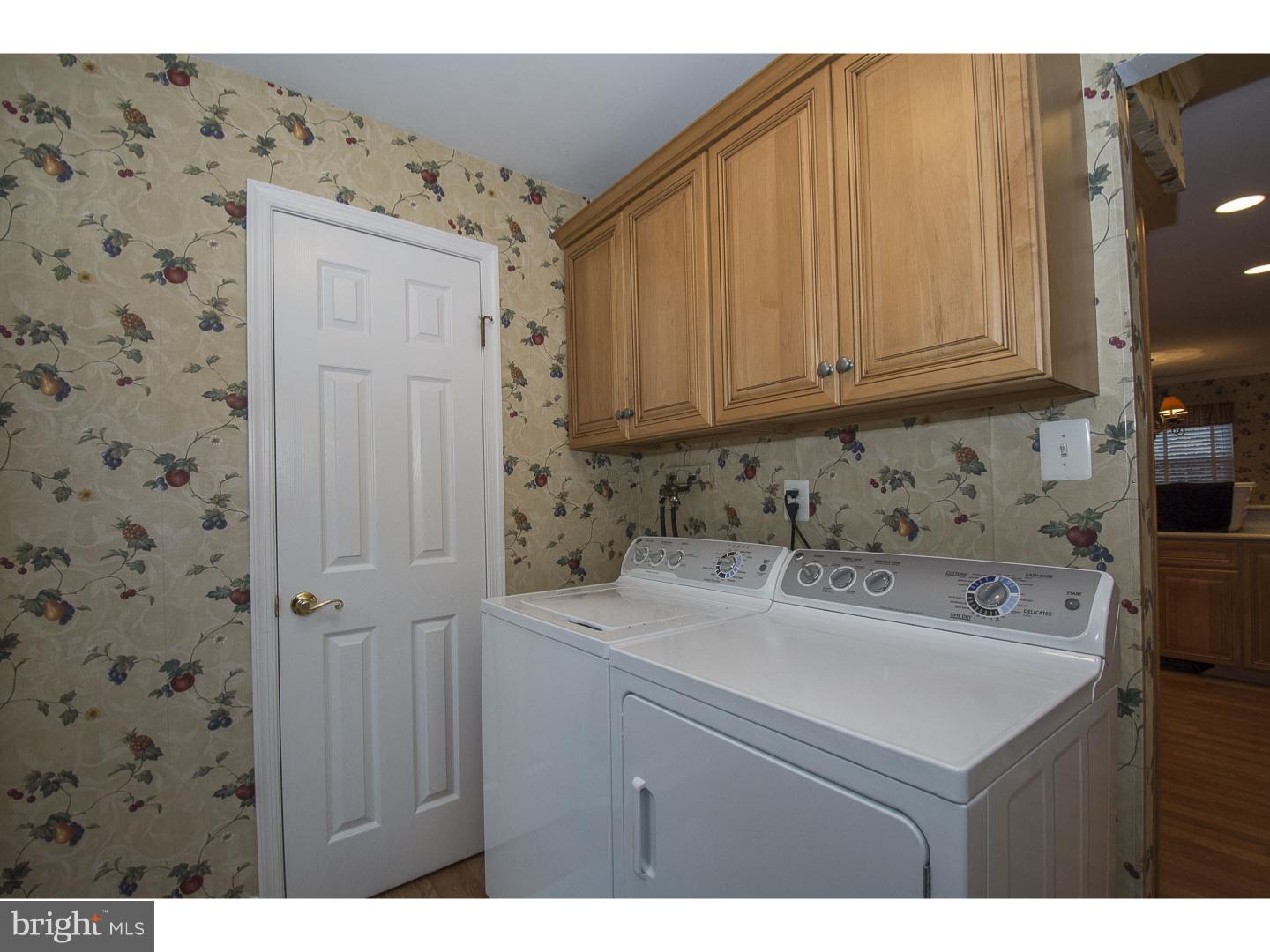 CRESTWYCK - Residential