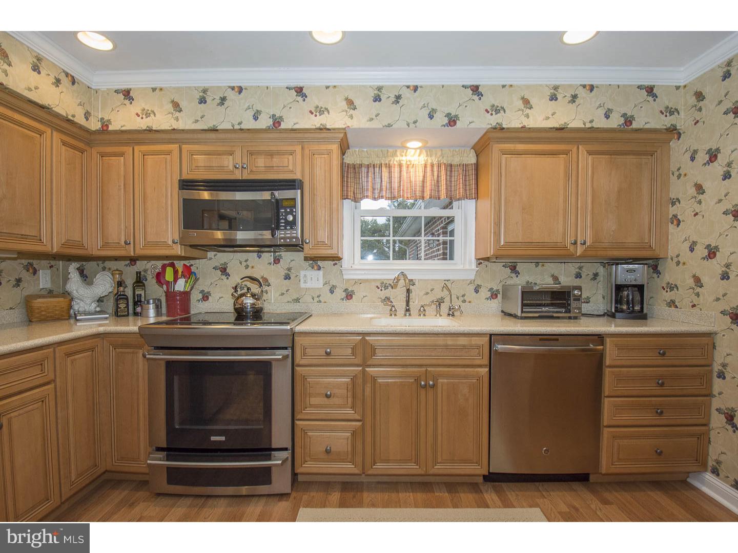 CRESTWYCK - Residential