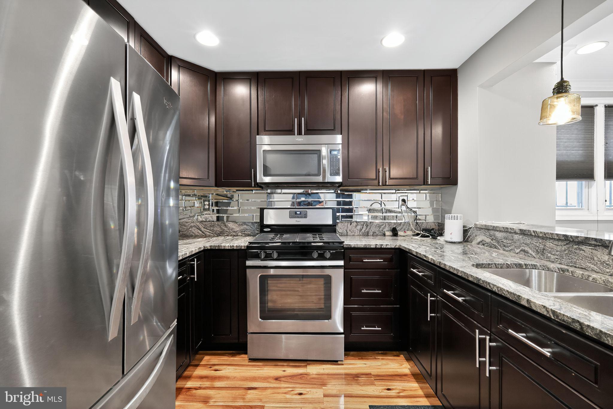 720 CONGRESS STREET SE