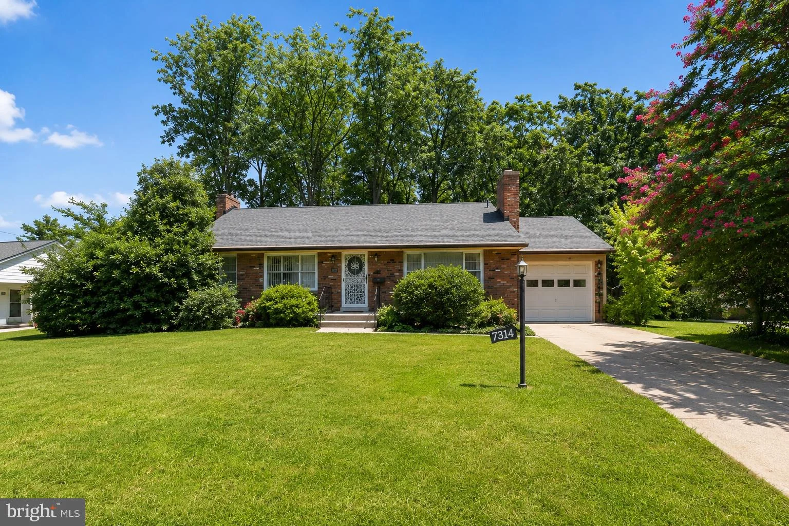 7314 Lois Lane, Lanham, MD, 20706