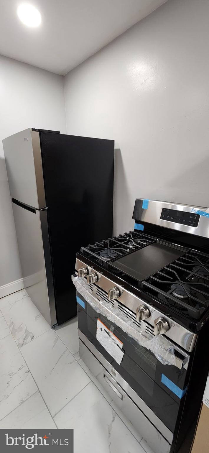 SUN HILL - Residential Lease