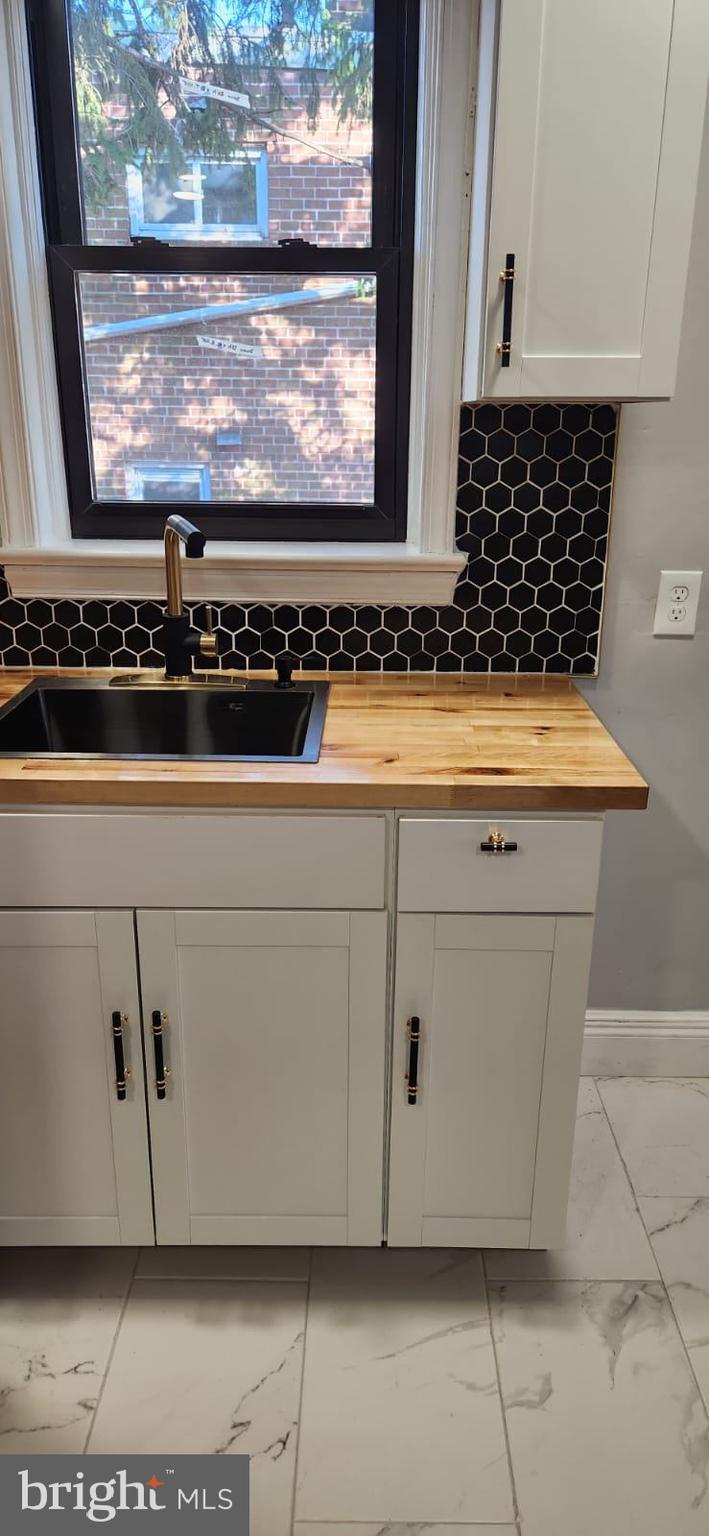 SUN HILL - Residential Lease