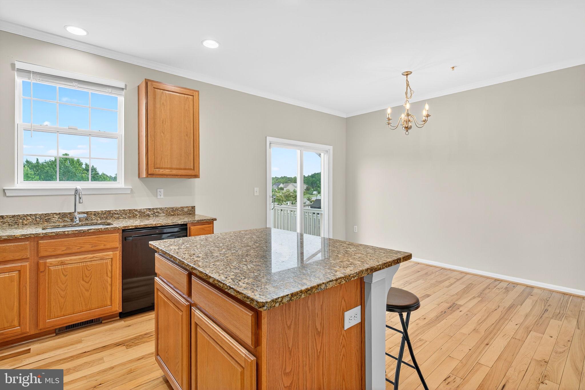 126 BACKSTRETCH WAY