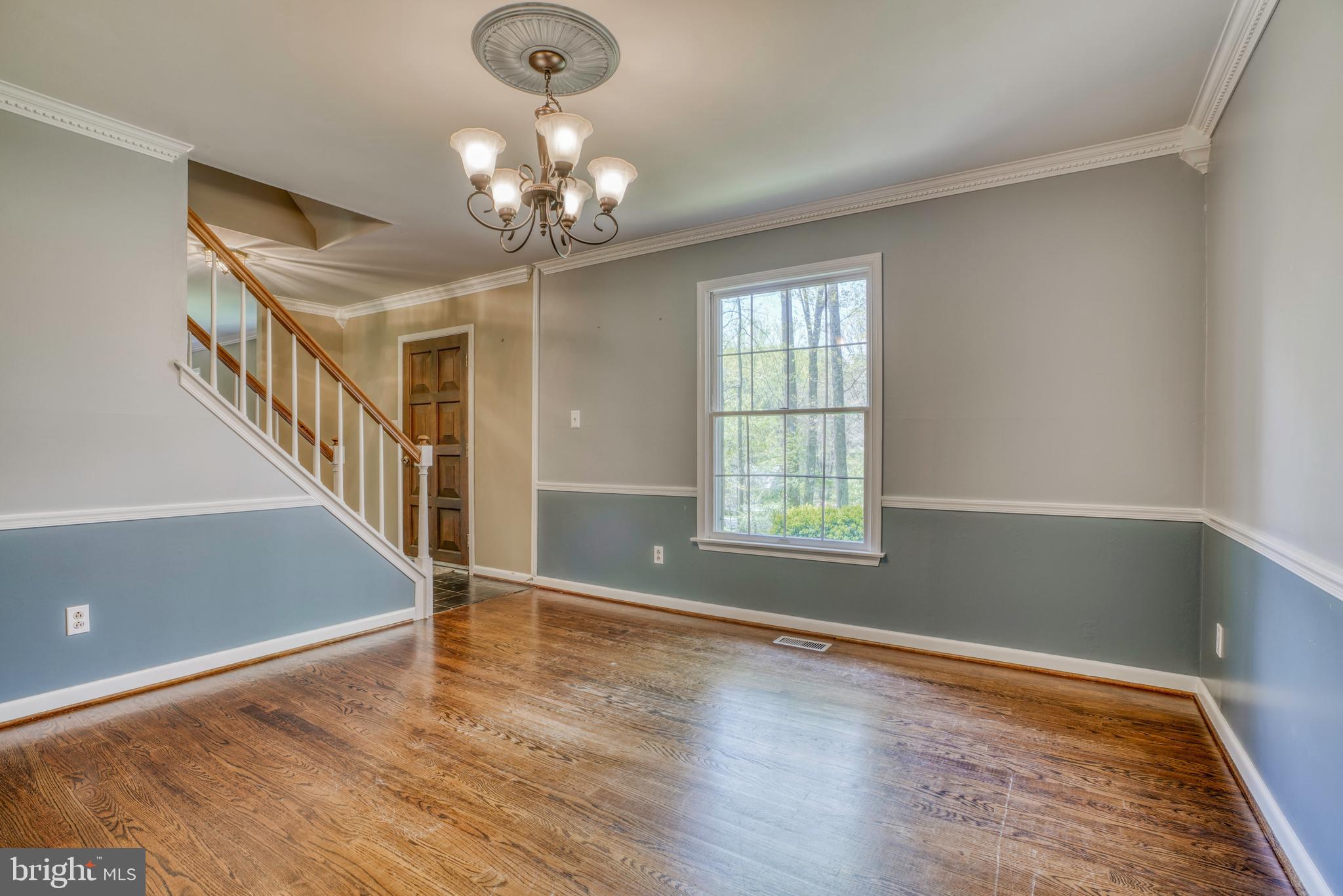 TALL OAKS MANOR - Residential