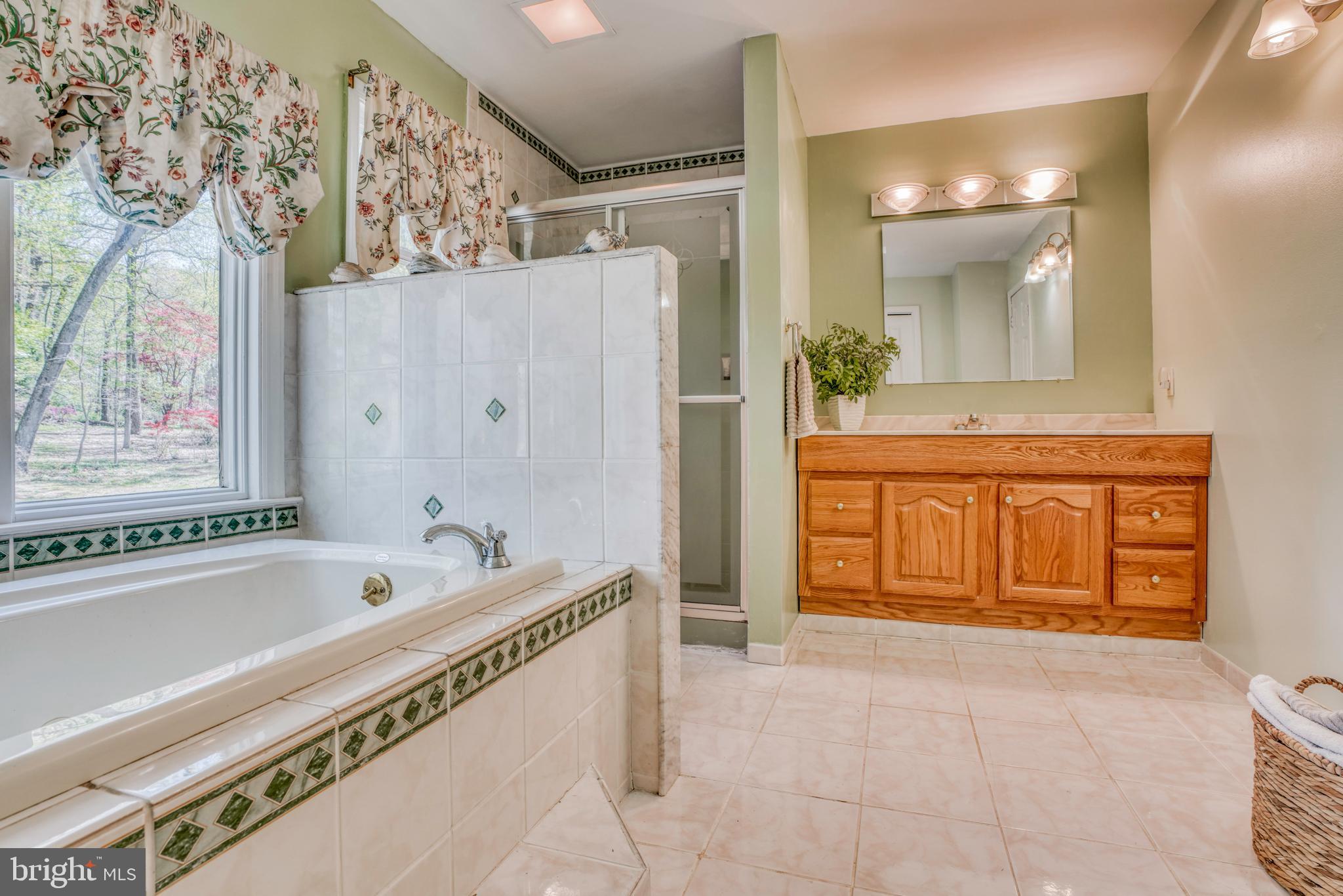 TALL OAKS MANOR - Residential