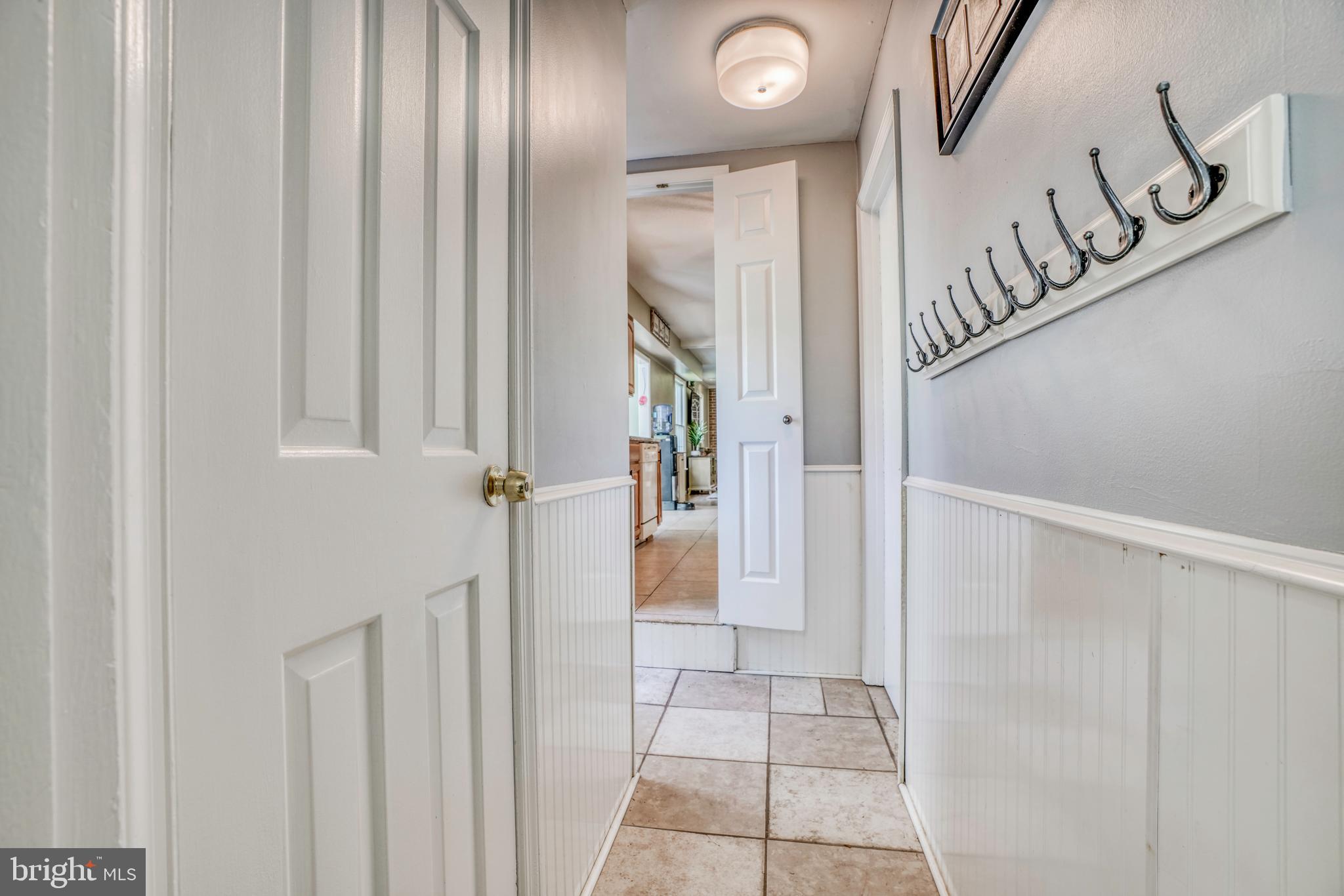 TALL OAKS MANOR - Residential