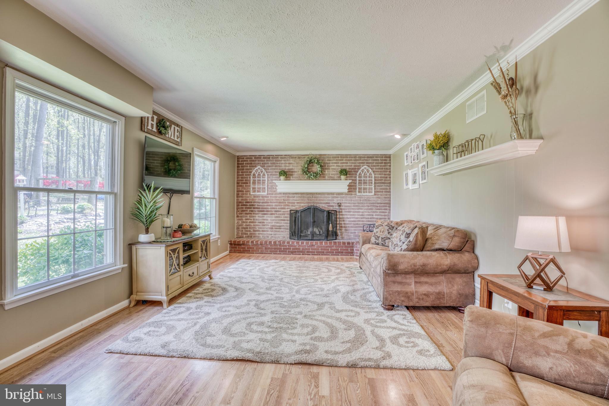 TALL OAKS MANOR - Residential