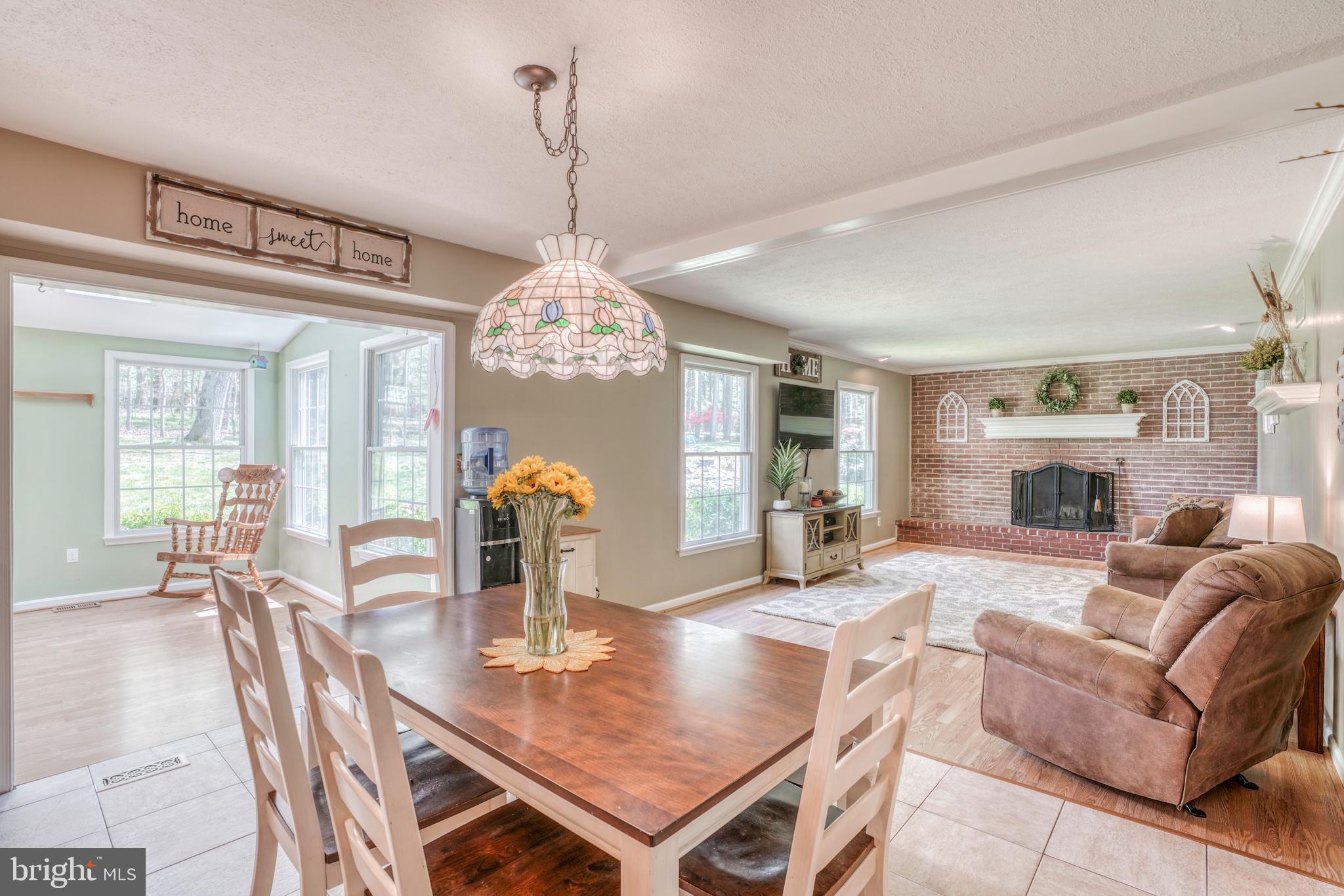 TALL OAKS MANOR - Residential