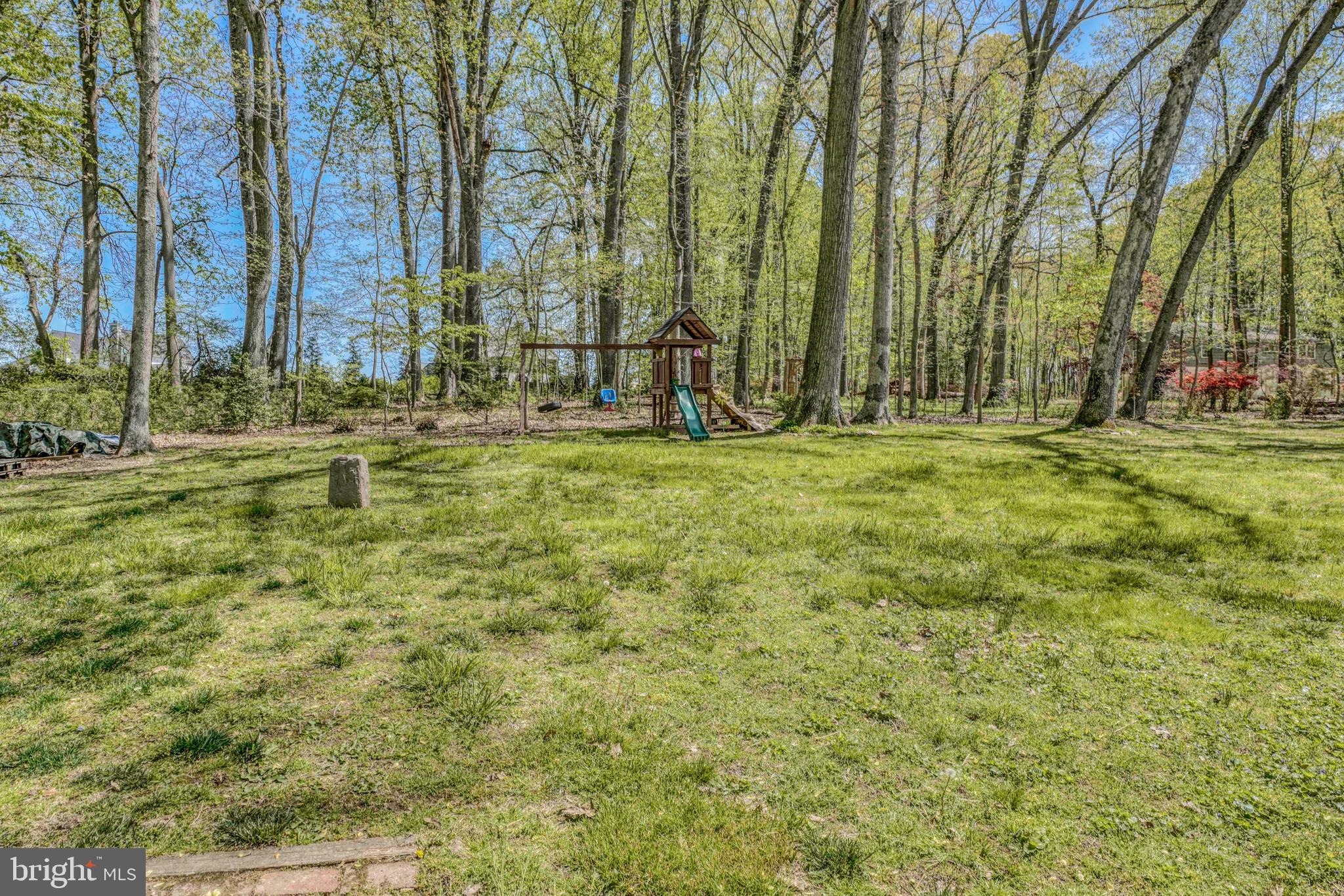 TALL OAKS MANOR - Residential