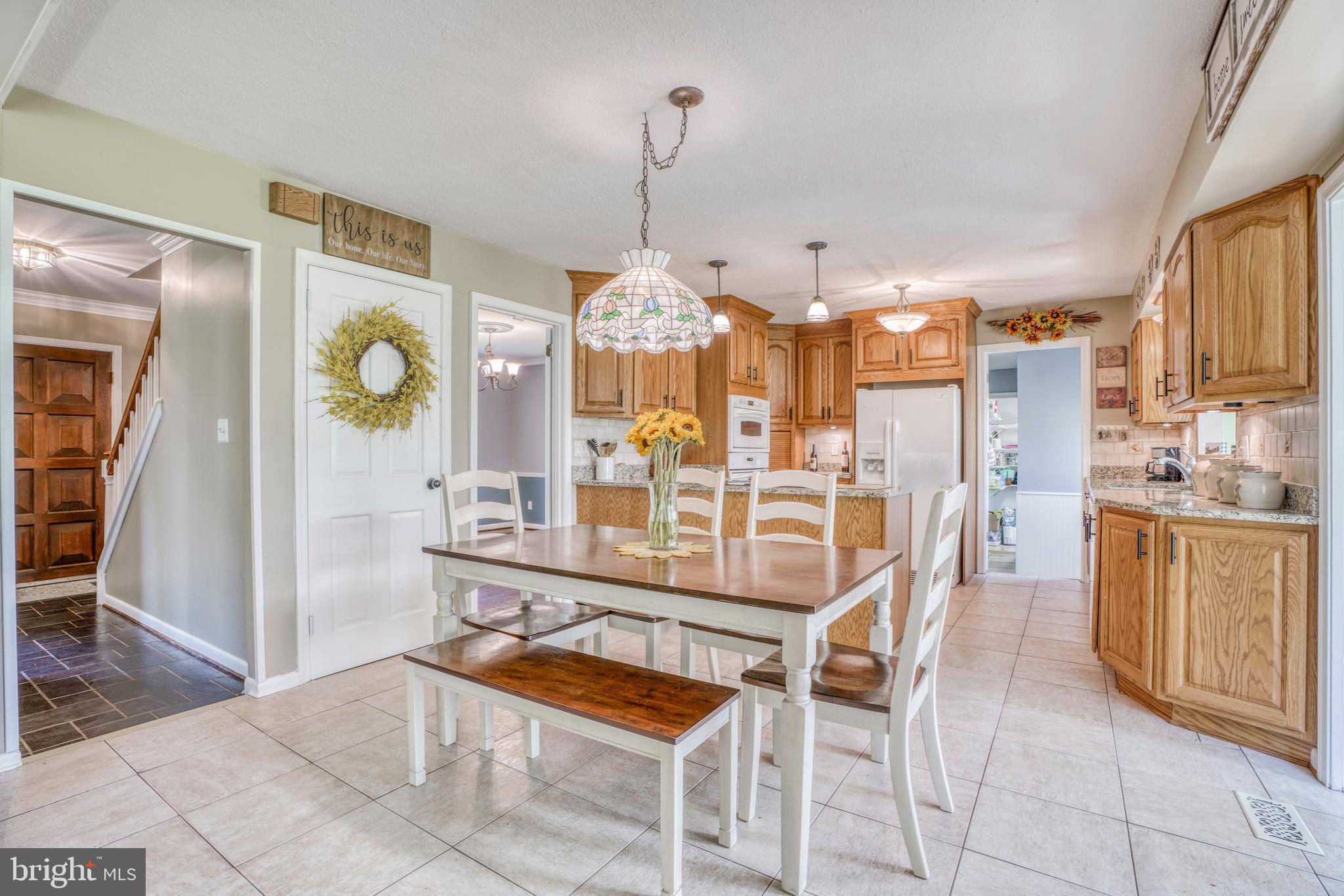 TALL OAKS MANOR - Residential