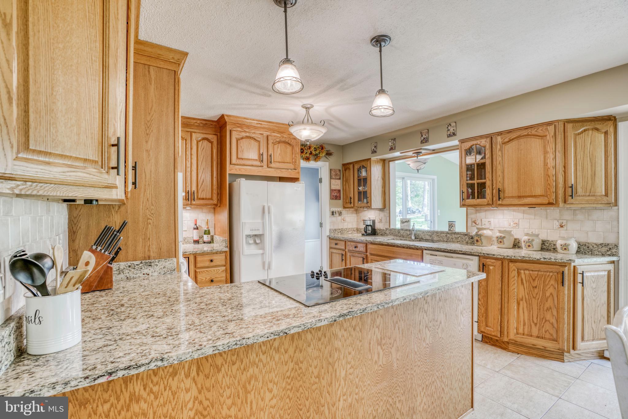 TALL OAKS MANOR - Residential