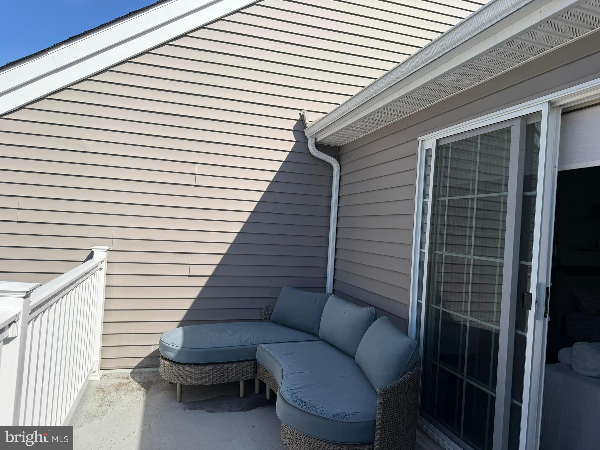 WATERSIDE - Residential