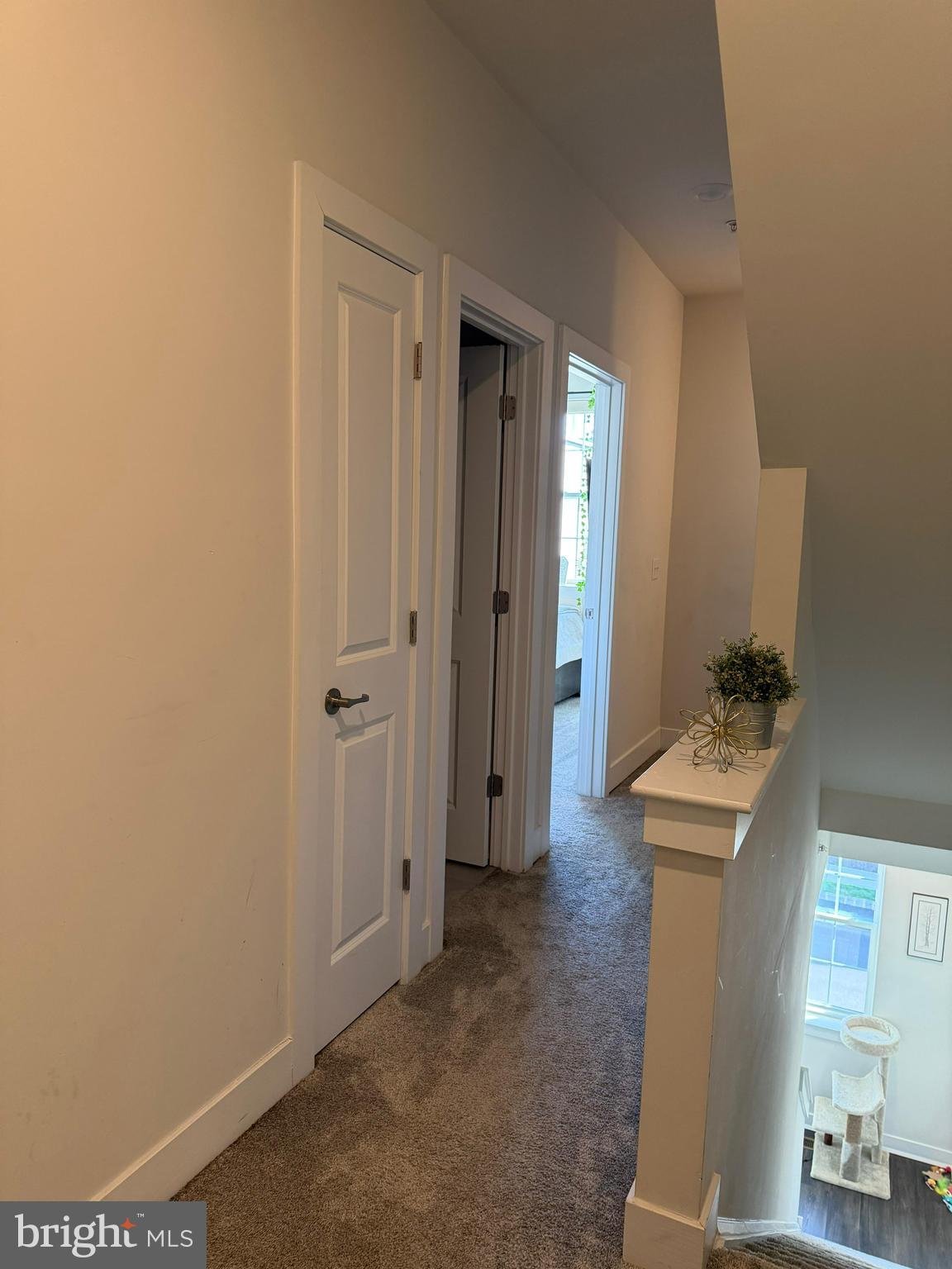 WATERSIDE - Residential