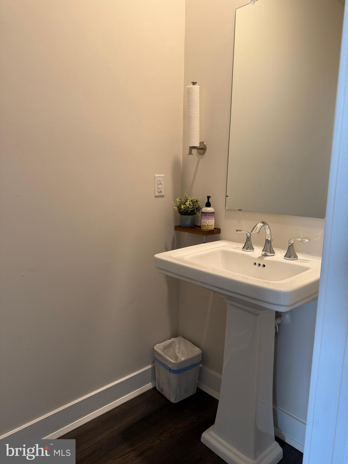 WATERSIDE - Residential