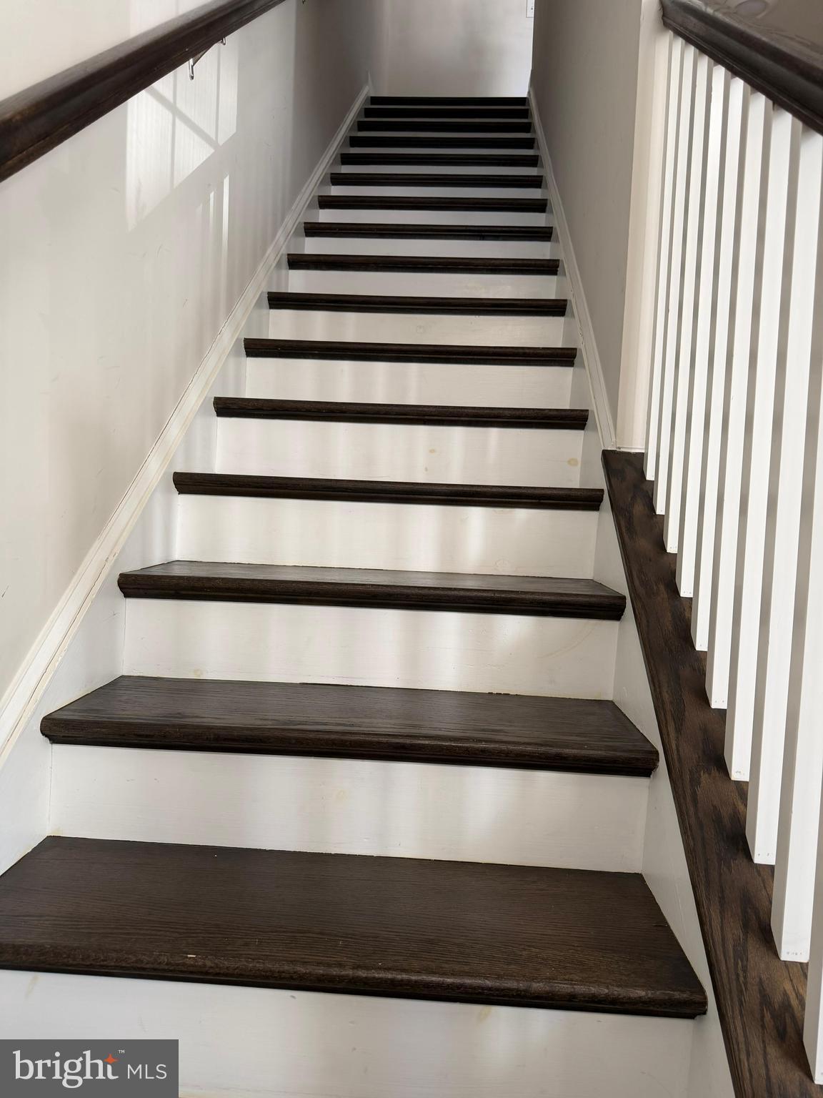 WATERSIDE - Residential