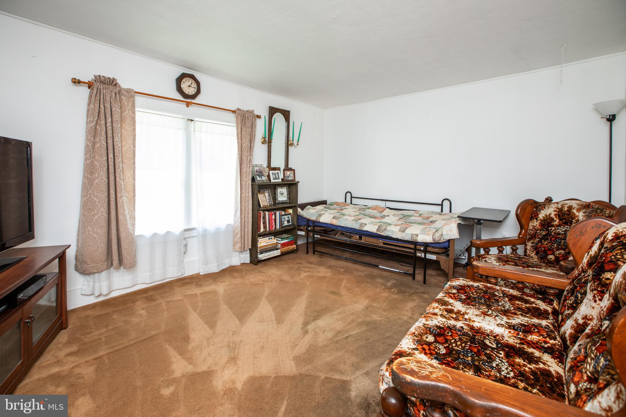752 GROVEVILLE-ALLENTOWN ROAD