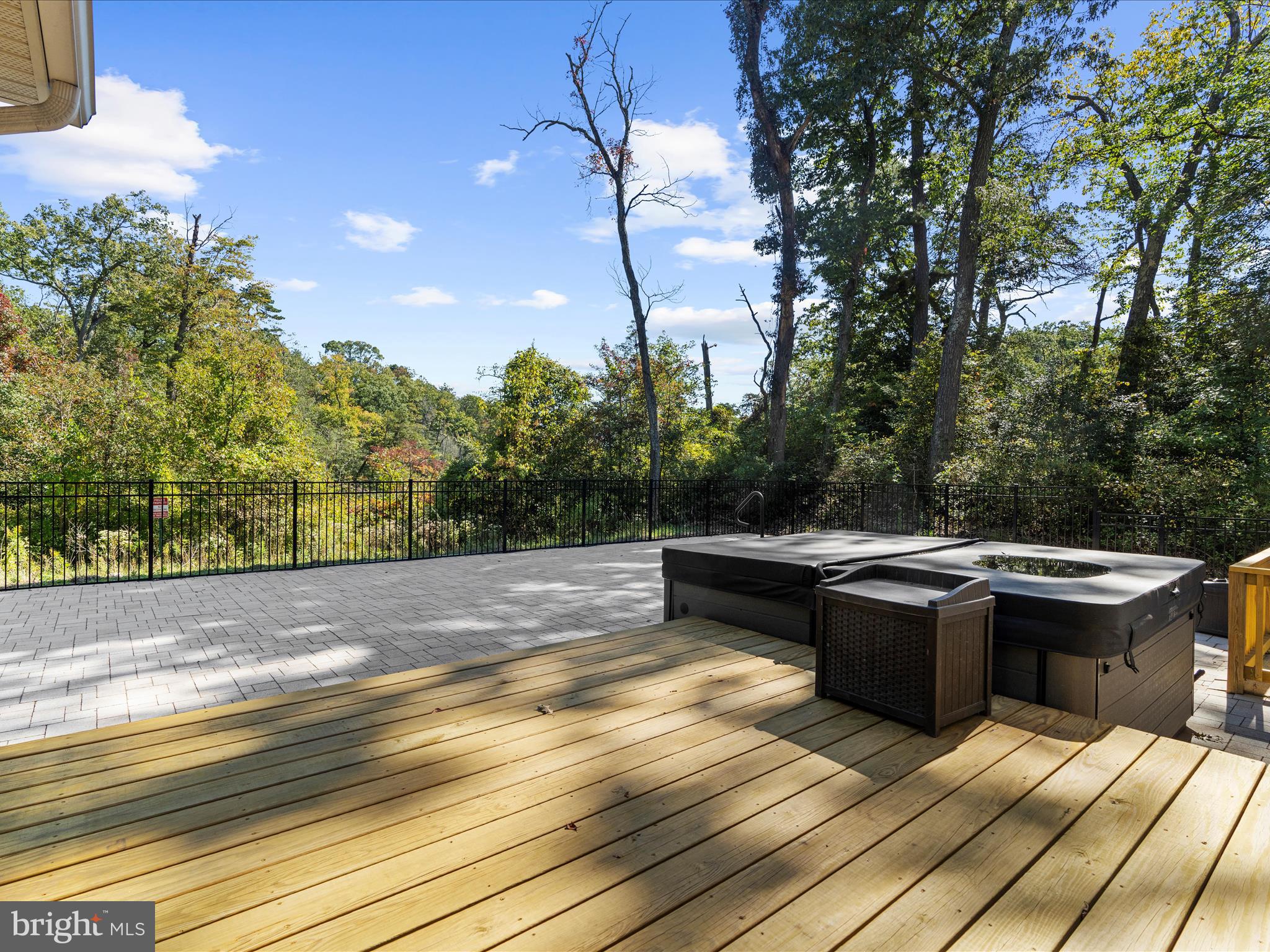 CARROLLTON MANOR - Residential