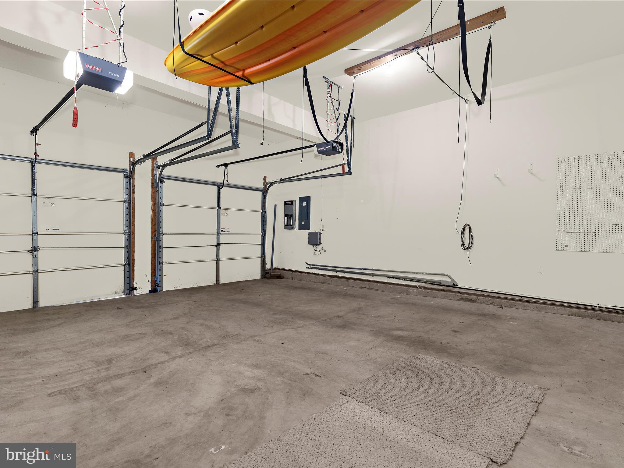 CARROLLTON MANOR - Residential