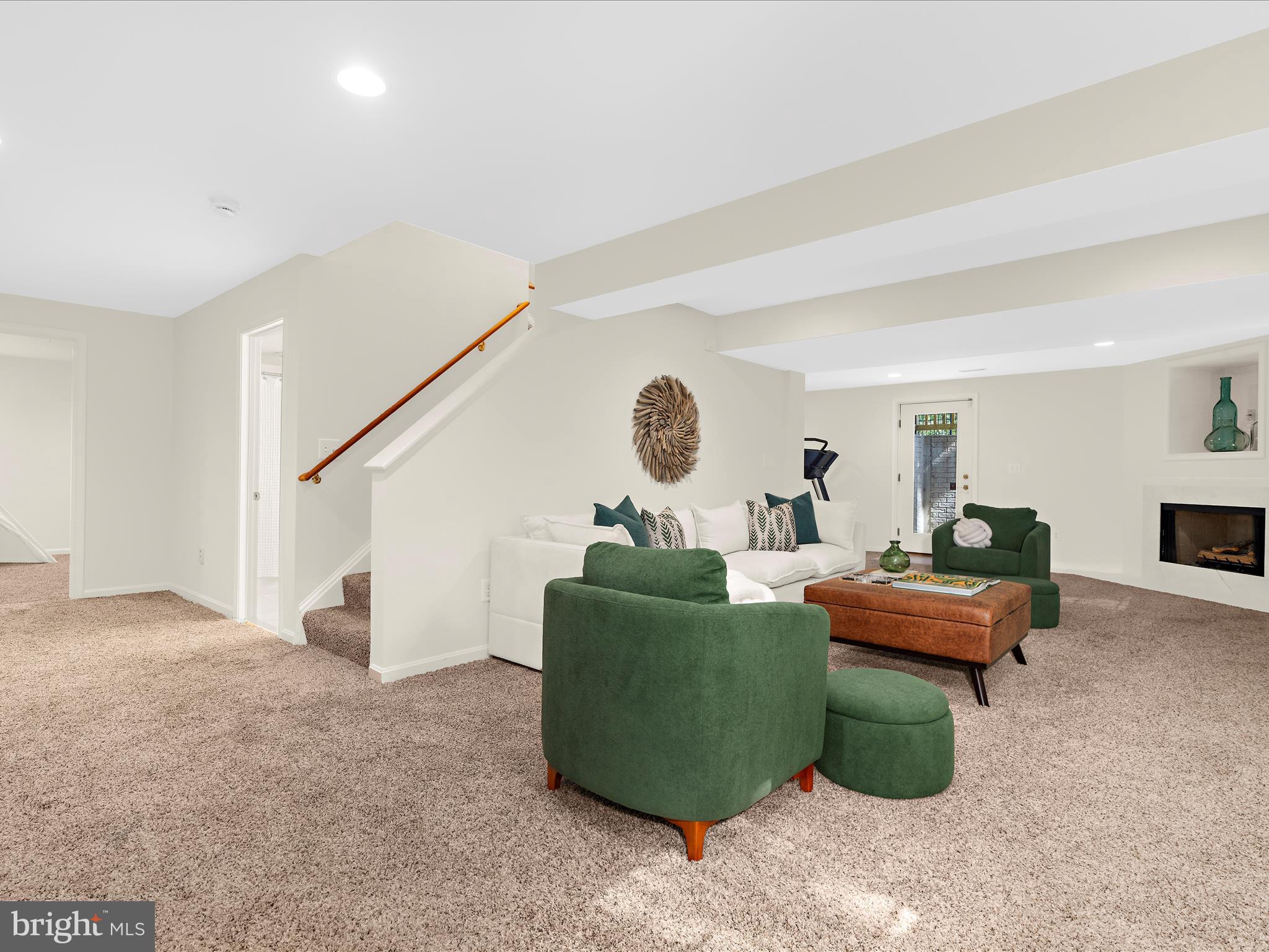 CARROLLTON MANOR - Residential