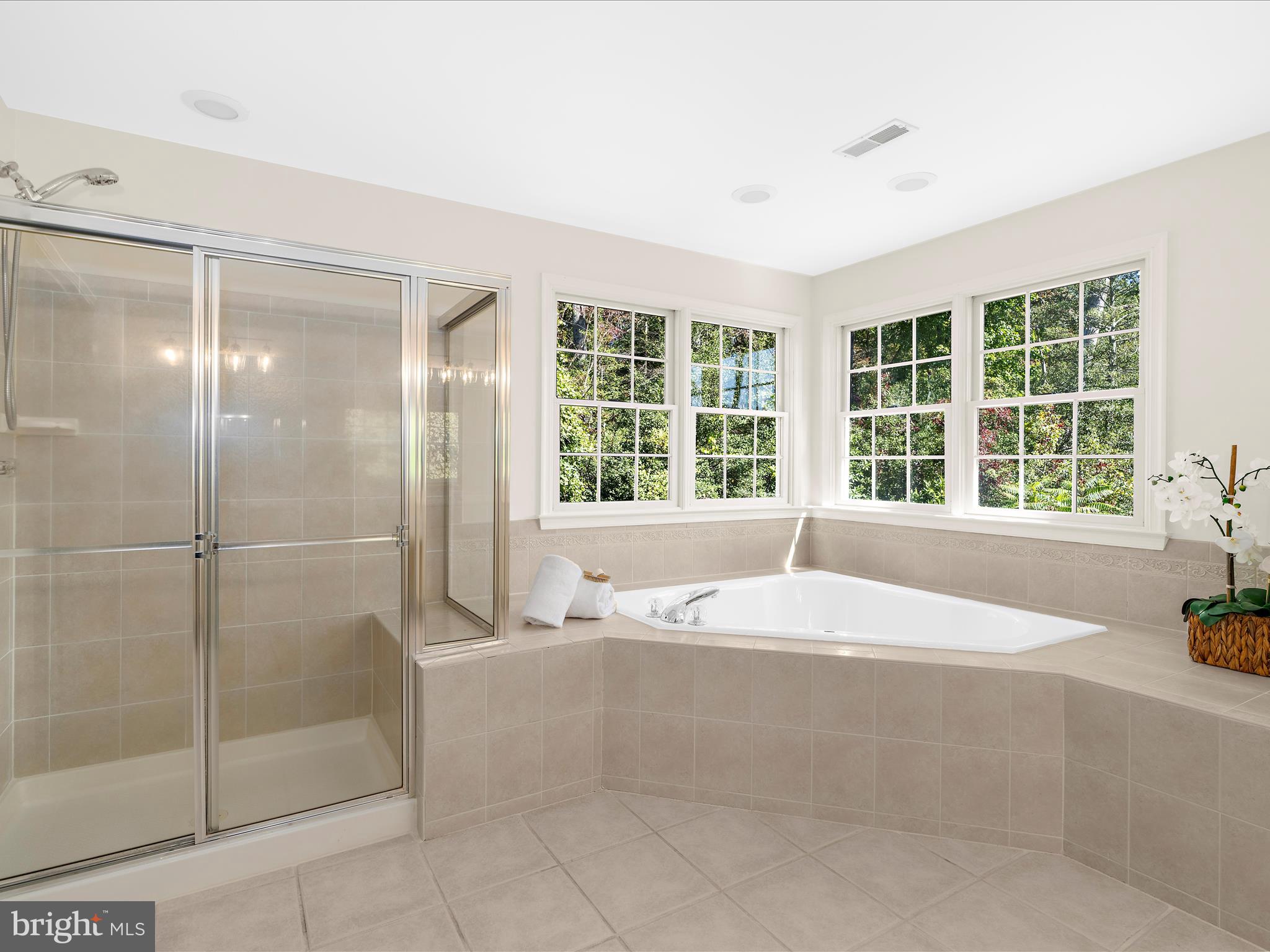 CARROLLTON MANOR - Residential