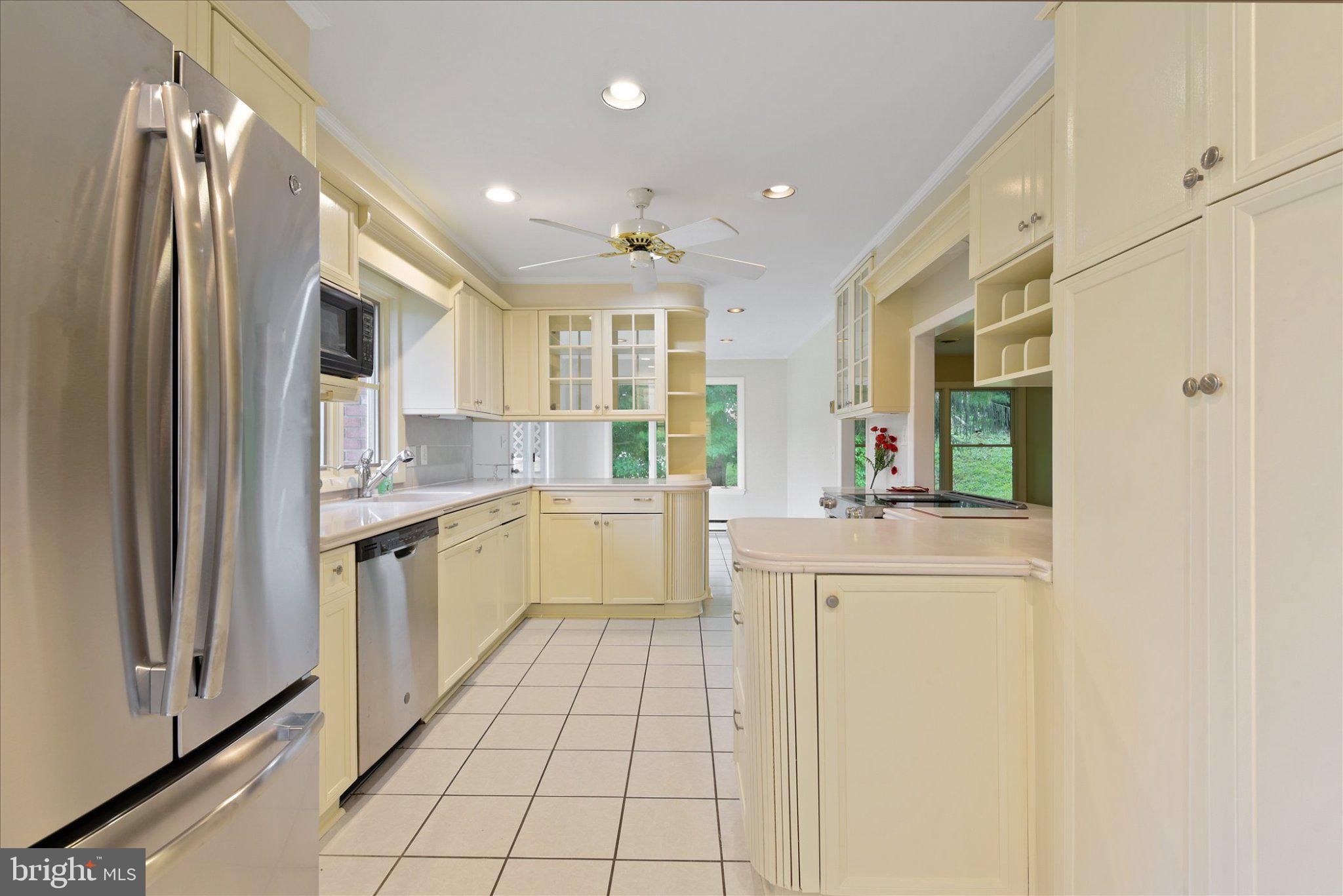 HAMPSTEAD HEIGHTS - Residential