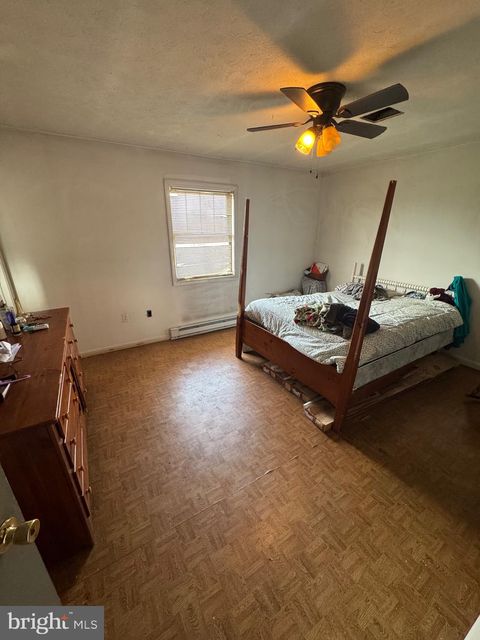 listing image 122