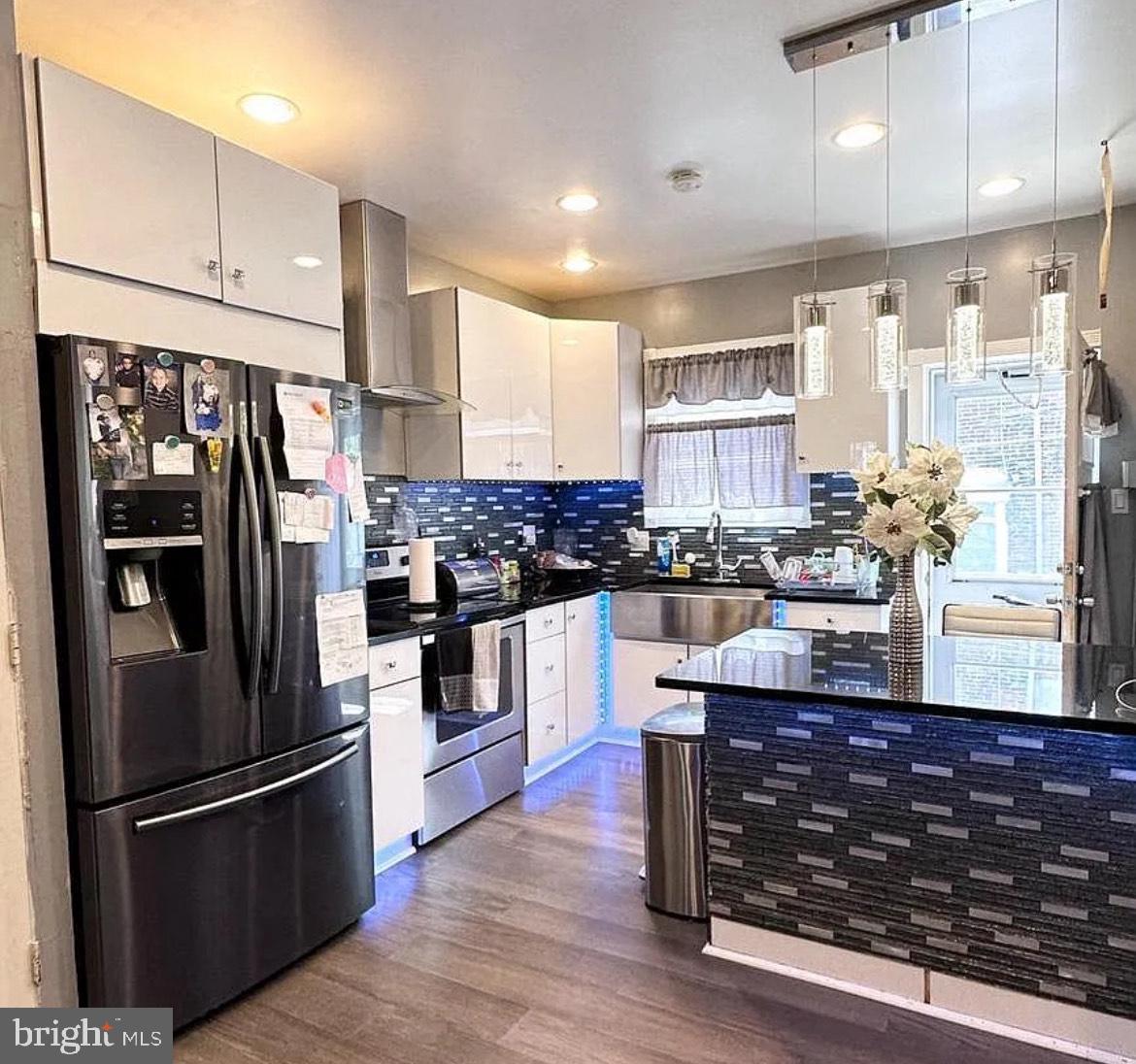 626 E ONTARIO STREET