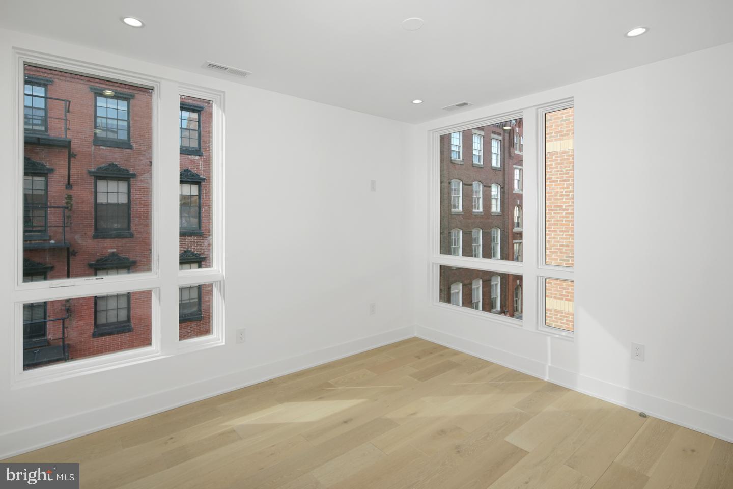 OLD CITY - Residential