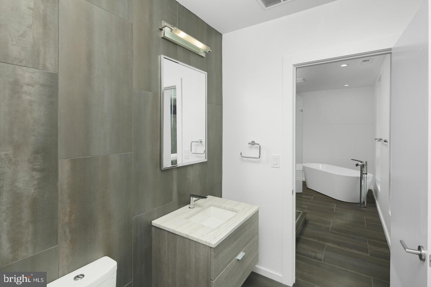 OLD CITY - Residential