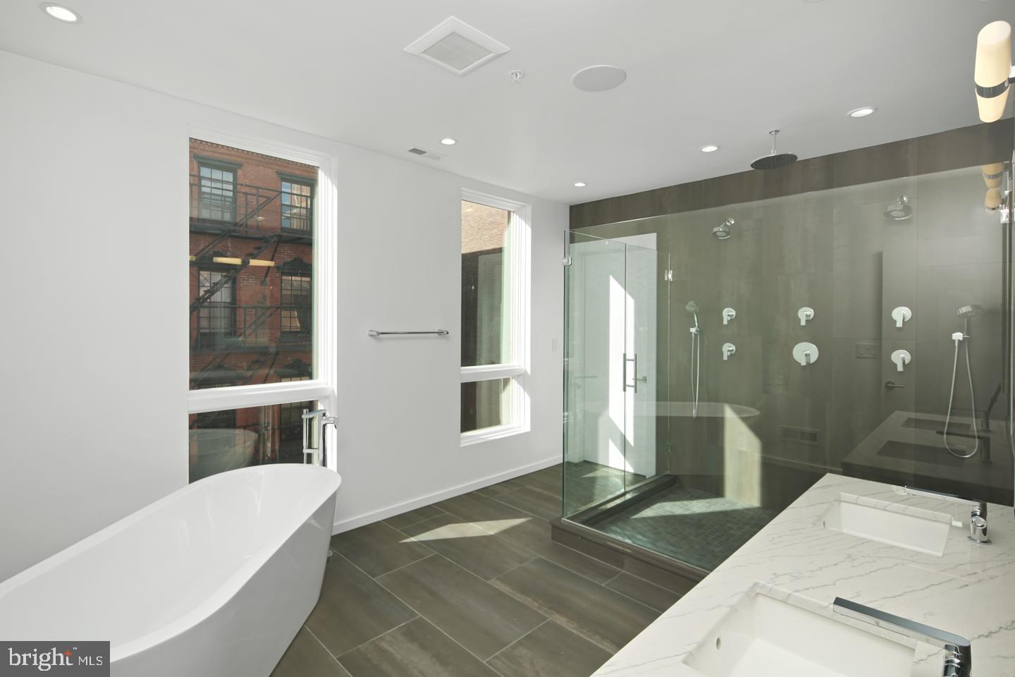 OLD CITY - Residential