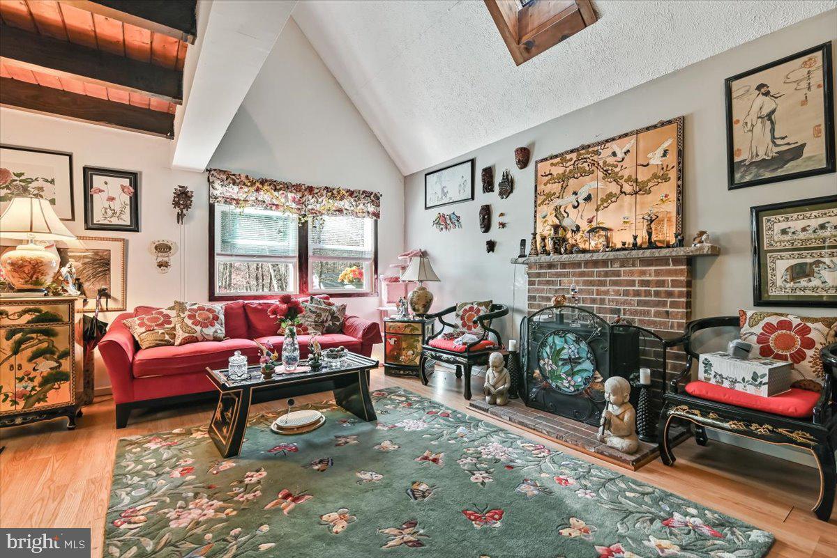 INDIAN MOUNTAIN LAKES - Residential Income