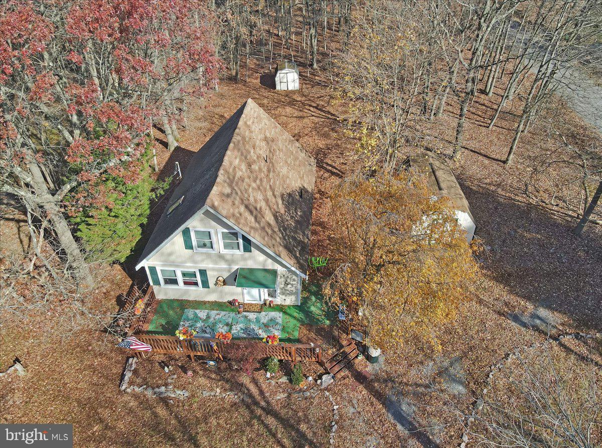 INDIAN MOUNTAIN LAKES - Residential Income