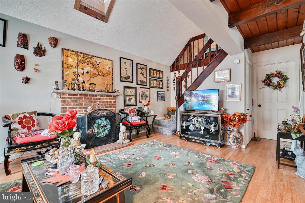 INDIAN MOUNTAIN LAKES - Residential Income