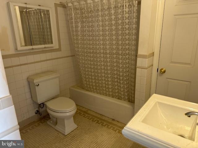 LITTLE MEADOW - Residential