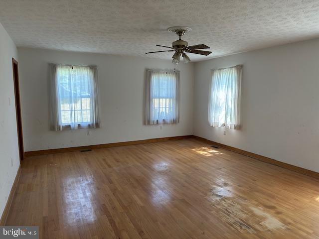 LITTLE MEADOW - Residential