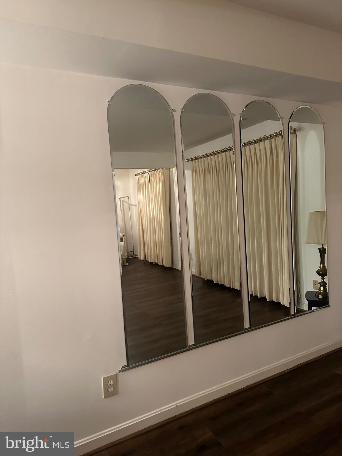 HAMLET NORTH - Residential