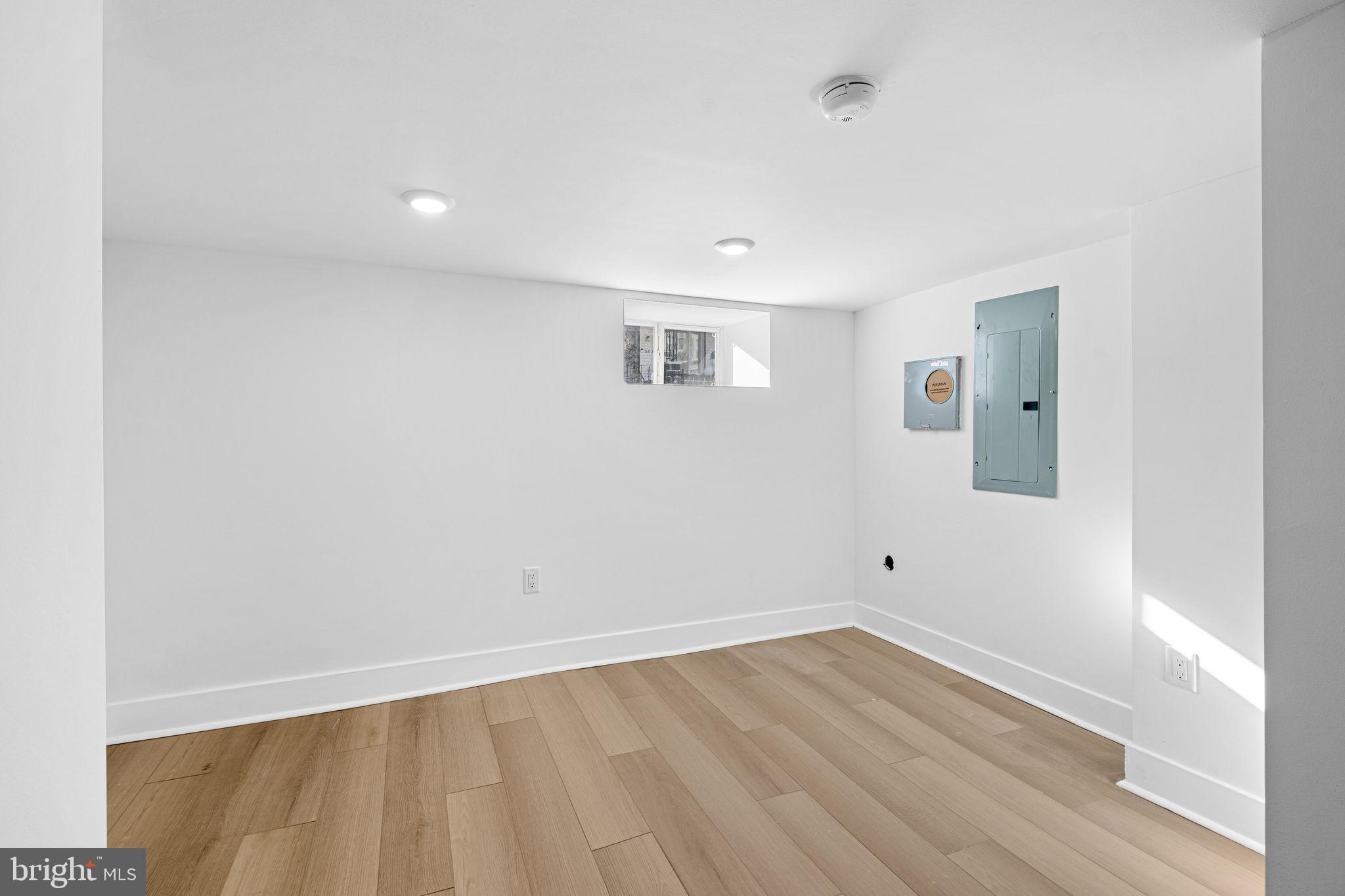 COBBS CREEK - Residential