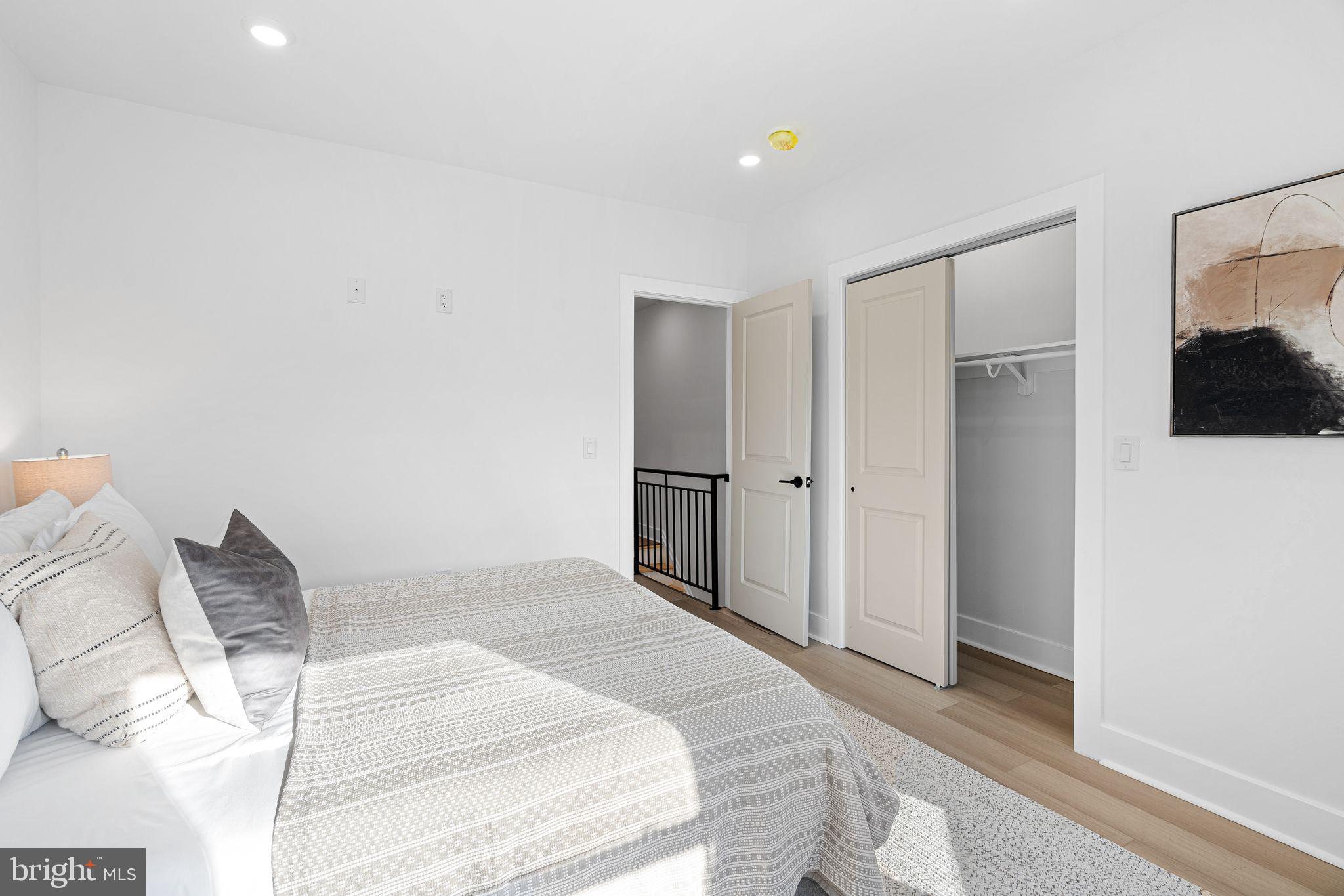 COBBS CREEK - Residential