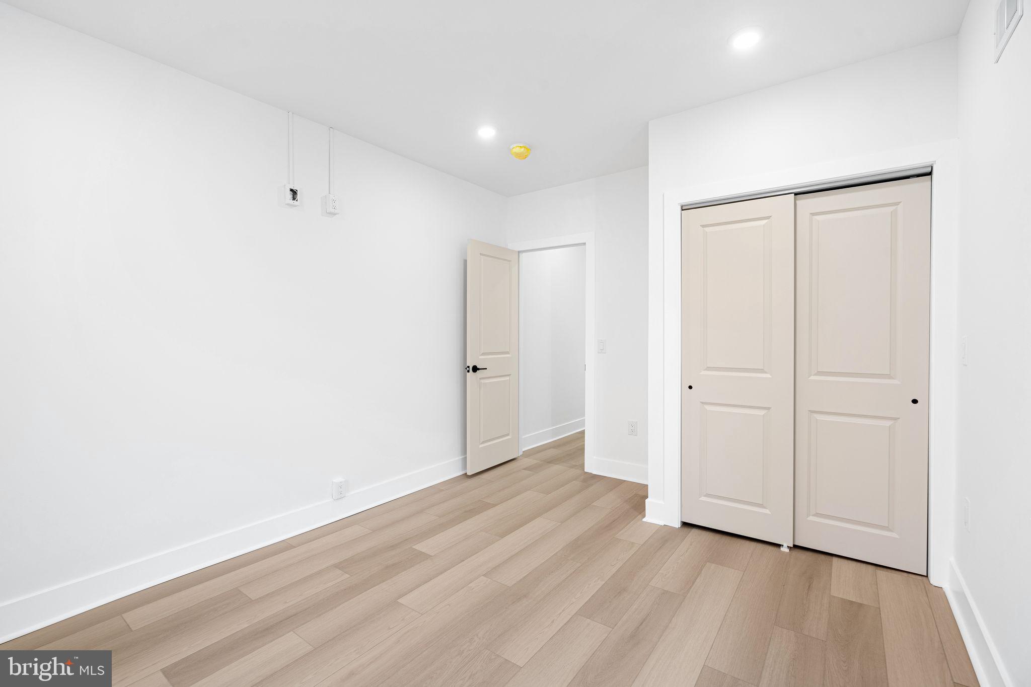 COBBS CREEK - Residential