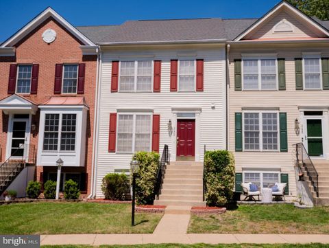 Photo of 5158 Race Pointe Place, WOODBRIDGE, VA 22193 (MLS # VAPW2118728)