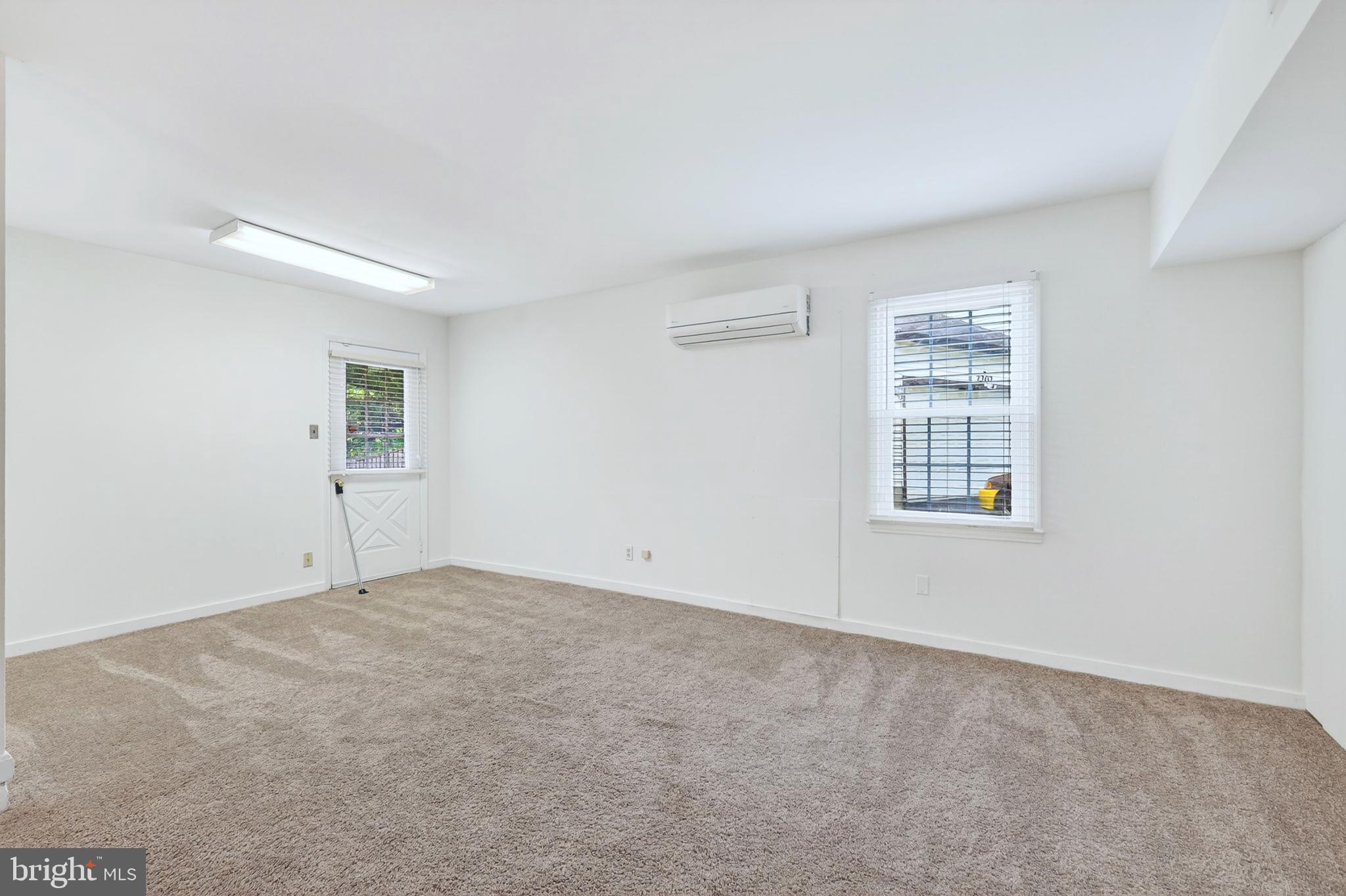 SNOWDENS MILL - Residential