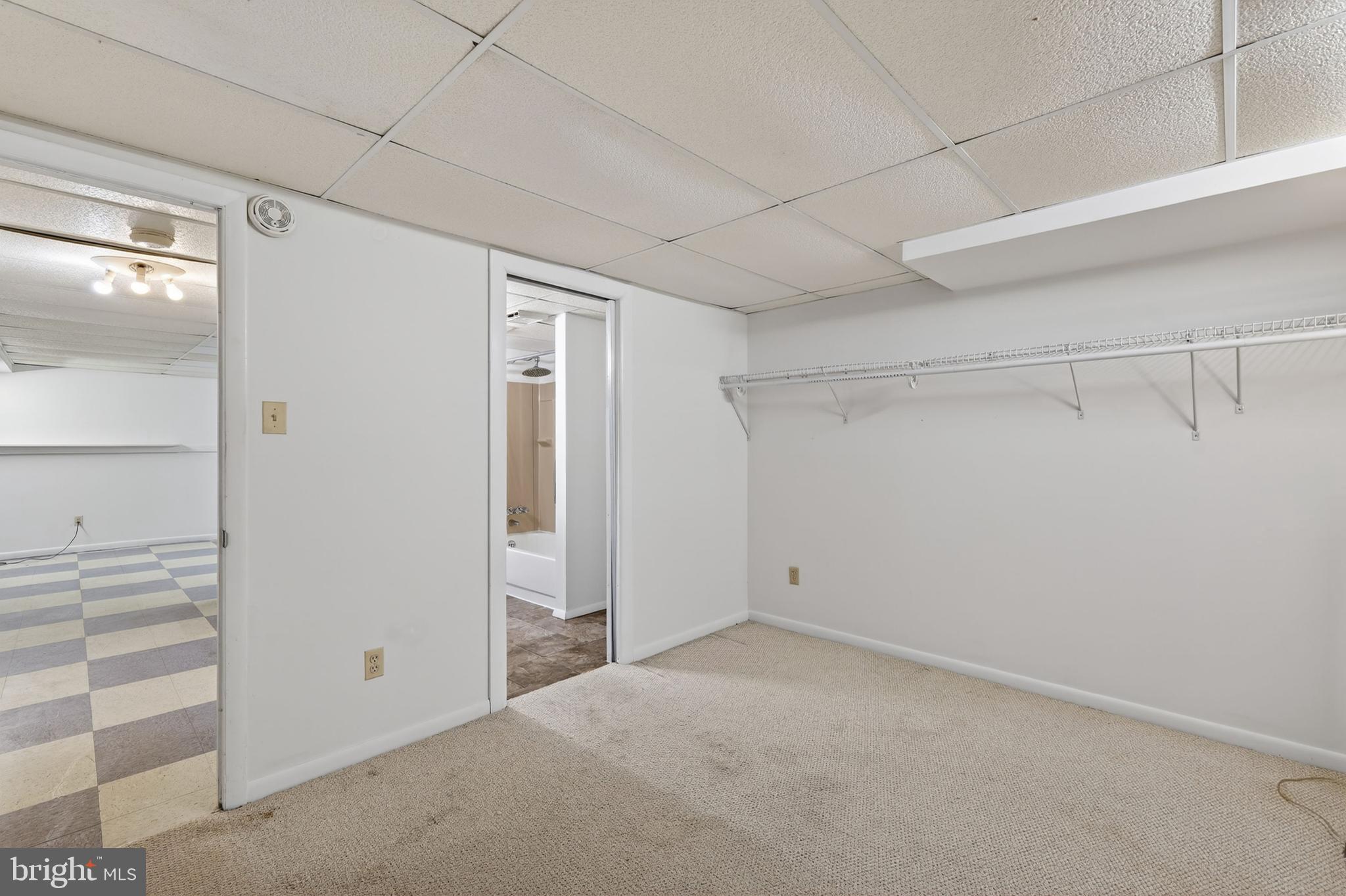 SNOWDENS MILL - Residential