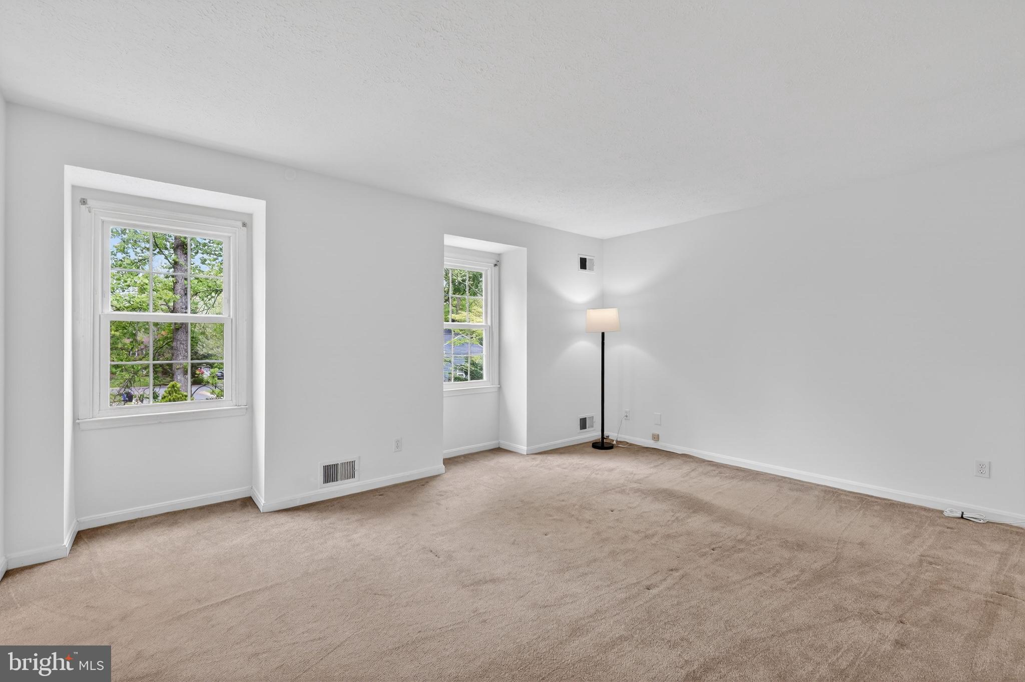 SNOWDENS MILL - Residential