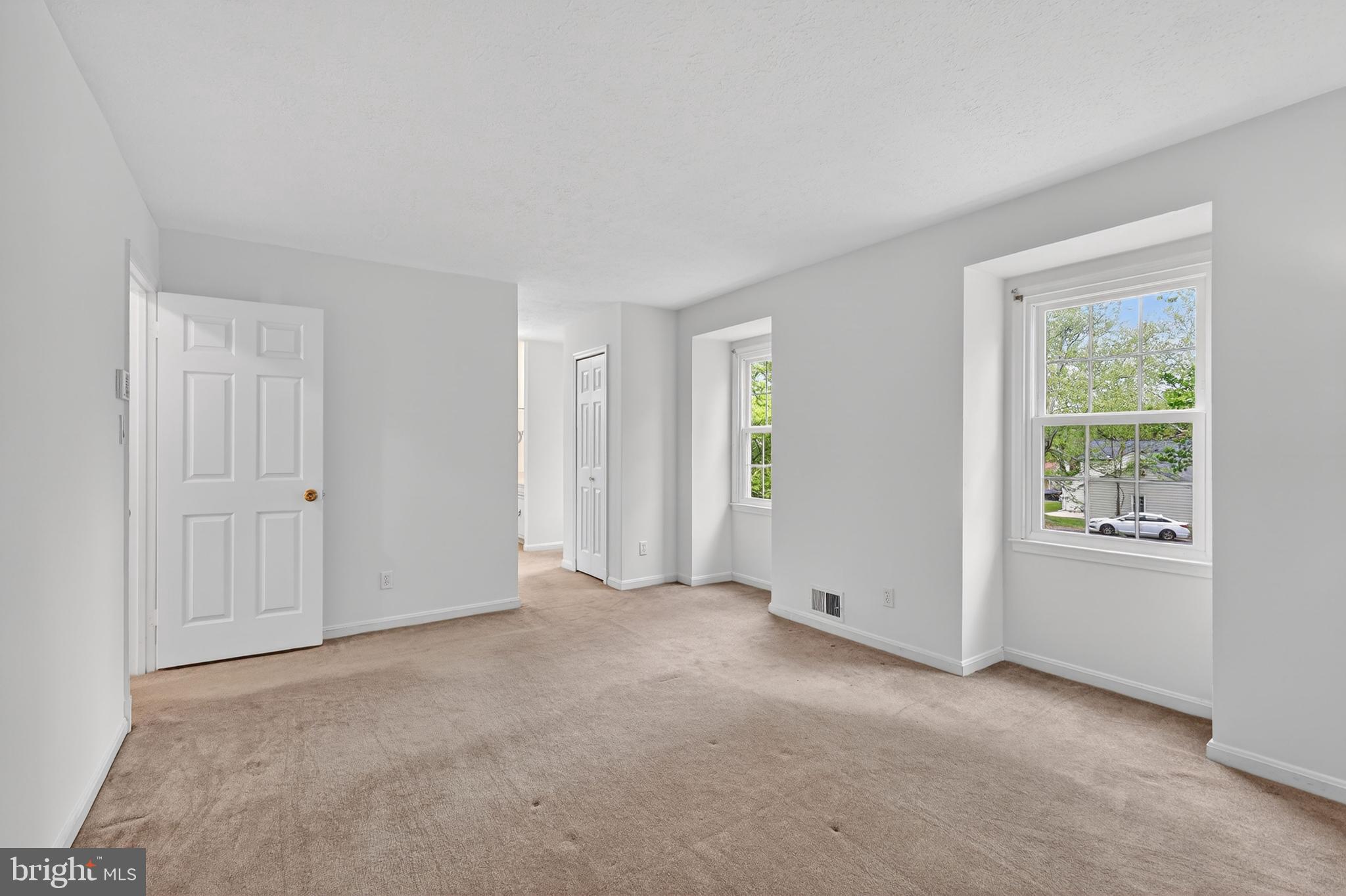 SNOWDENS MILL - Residential