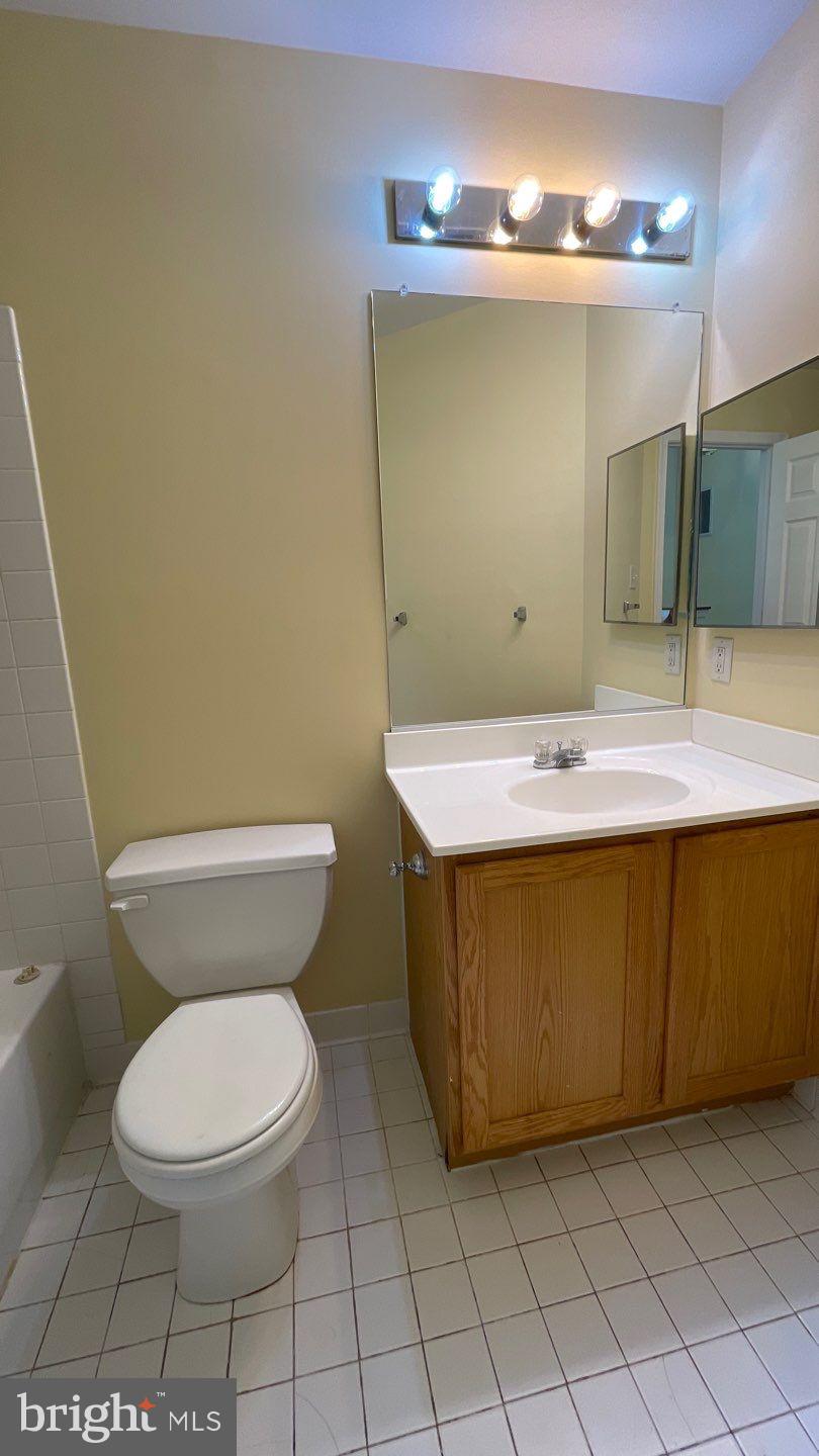 STONEHAVEN - Residential Lease