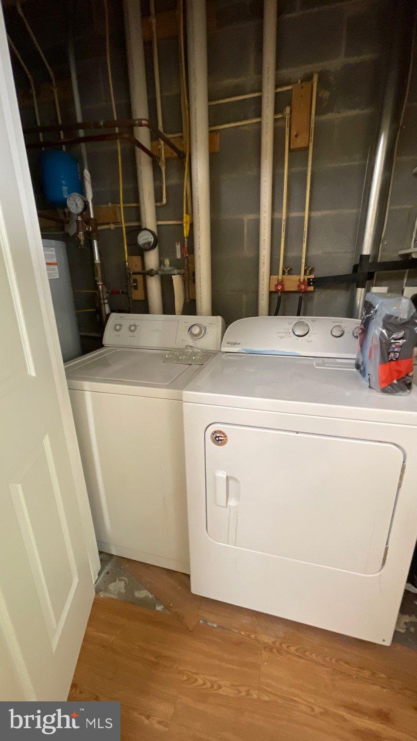 STONEHAVEN - Residential Lease