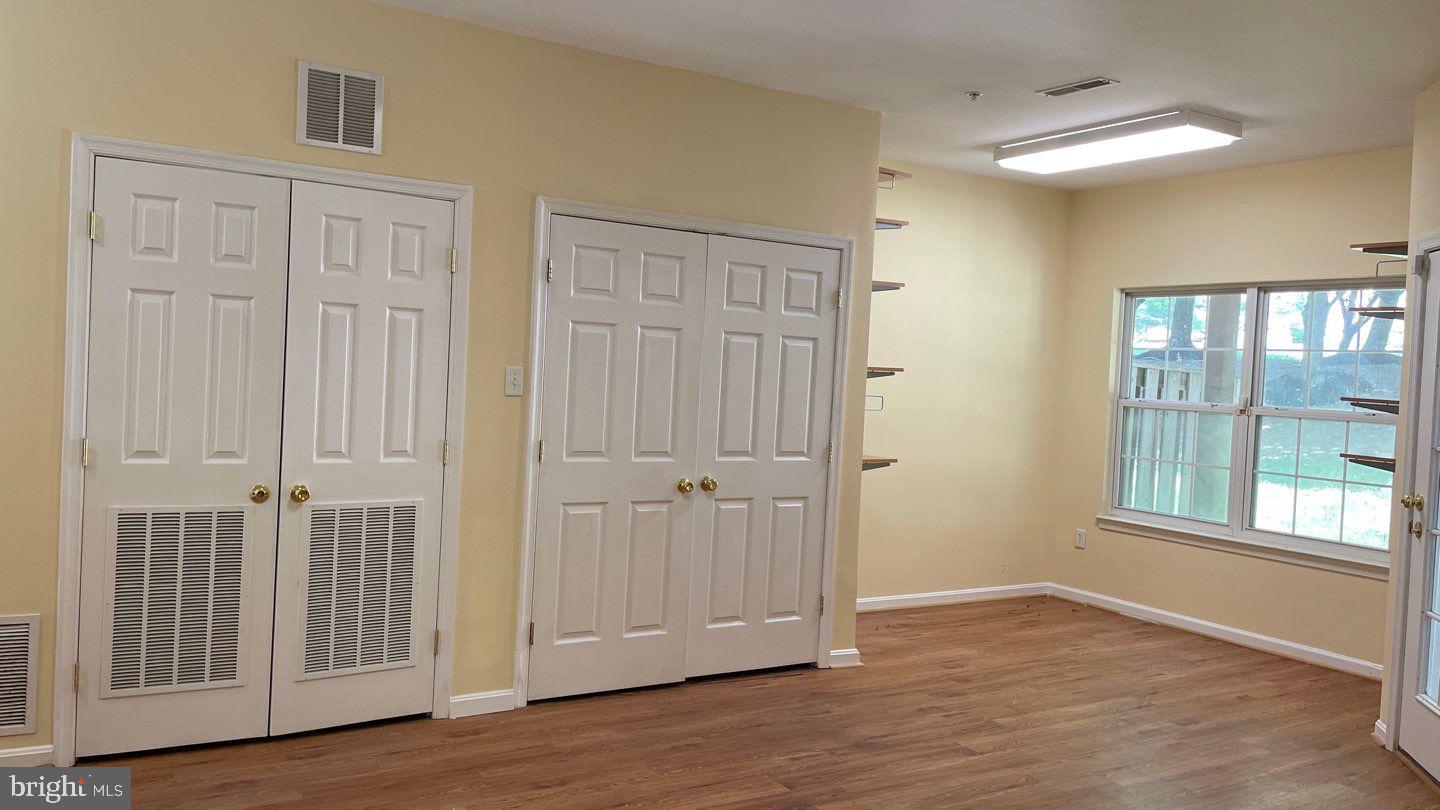 STONEHAVEN - Residential Lease